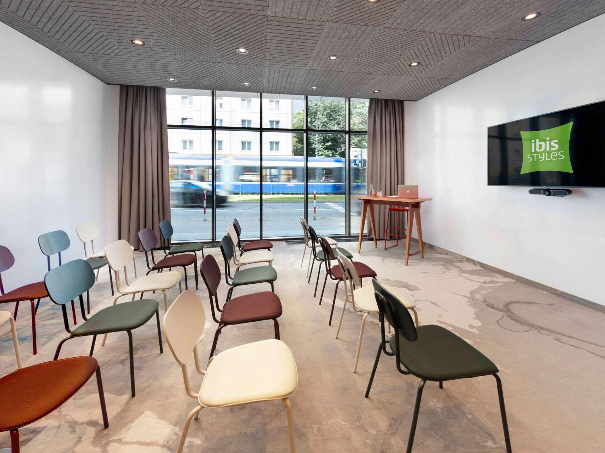 ibis Styles Kraków Centrum Exterior foto